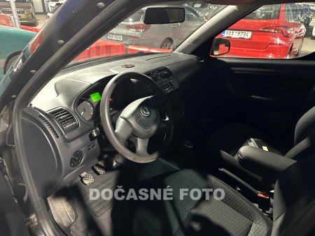 Škoda Roomster, 2010 - pohled č. 3