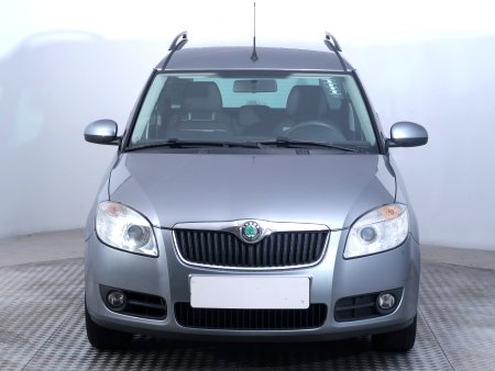 Škoda Roomster, 2010 - pohled č. 2