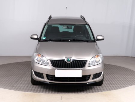 Škoda Roomster, 2011 - pohled č. 2