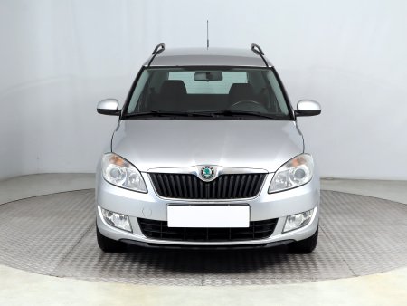 Škoda Roomster, 2011 - pohled č. 2