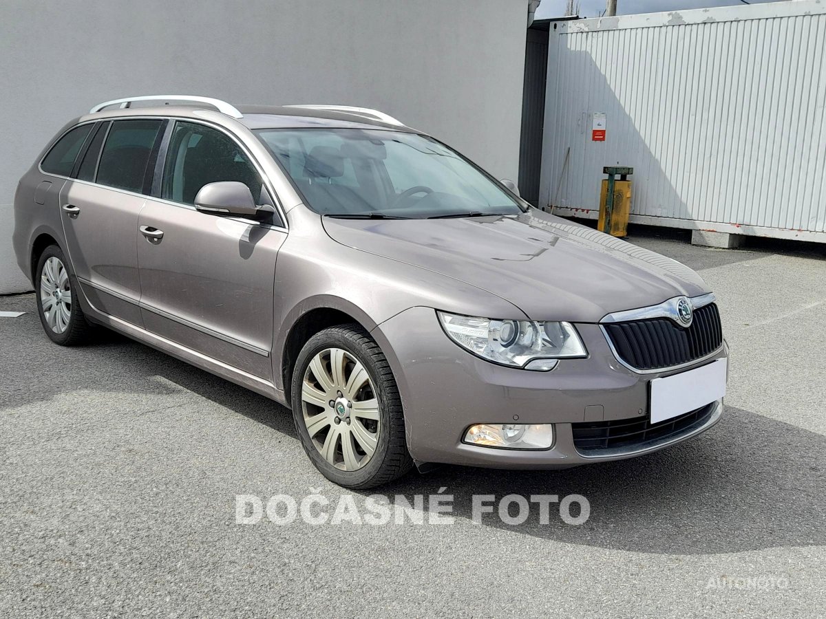 Škoda Superb II, 2011 - celkový pohled