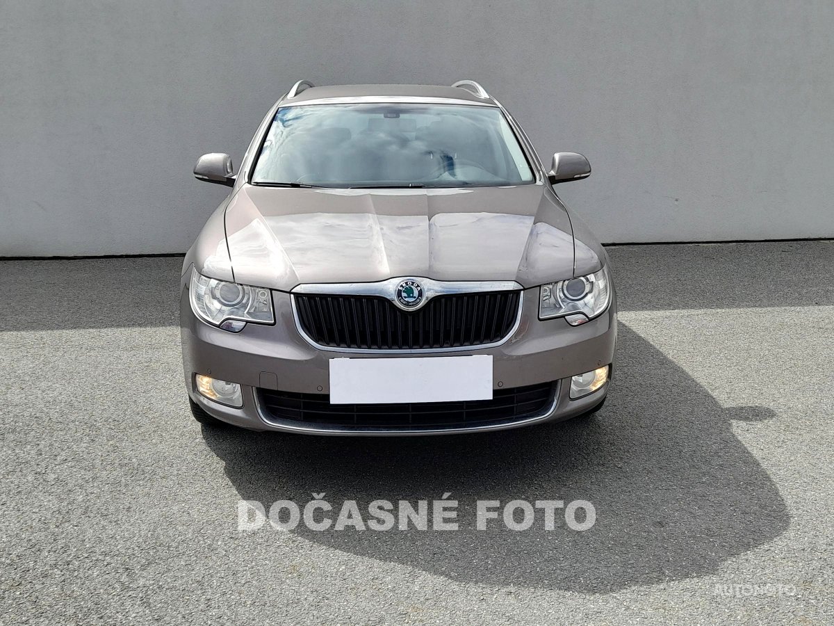 Škoda Superb II, 2011 - pohled č. 2