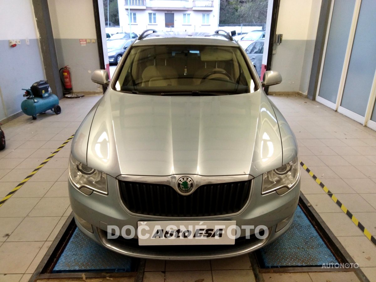Škoda Superb II, 2011 - pohled č. 2