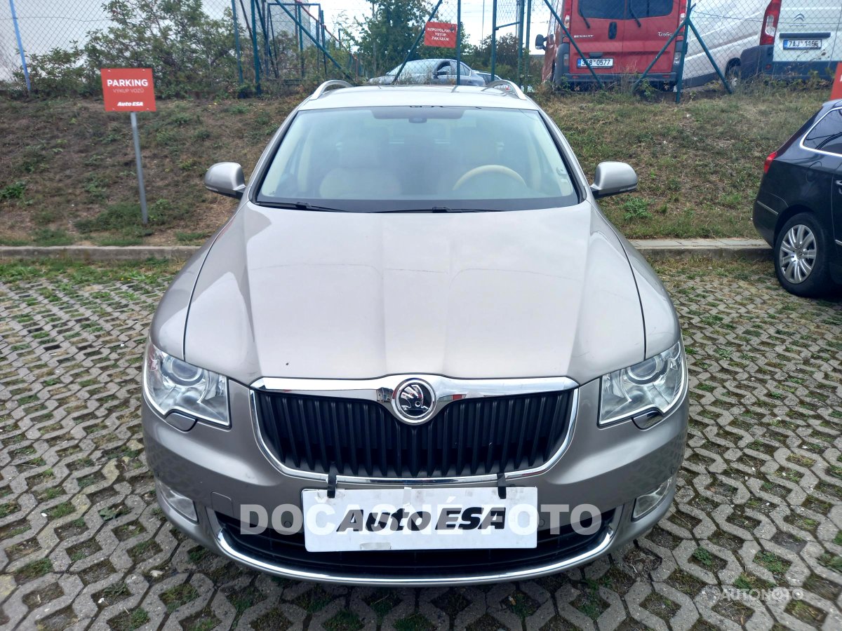 Škoda Superb II, 2011 - pohled č. 2