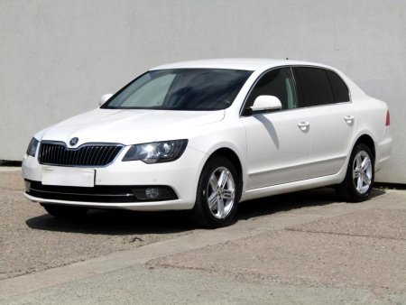 Škoda Superb III, 2015 - pohled č. 3