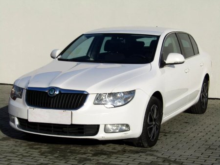 Škoda Superb II, 2013 - pohled č. 3