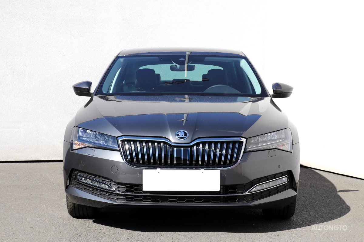 Škoda Superb III, 2020 - pohled č. 2
