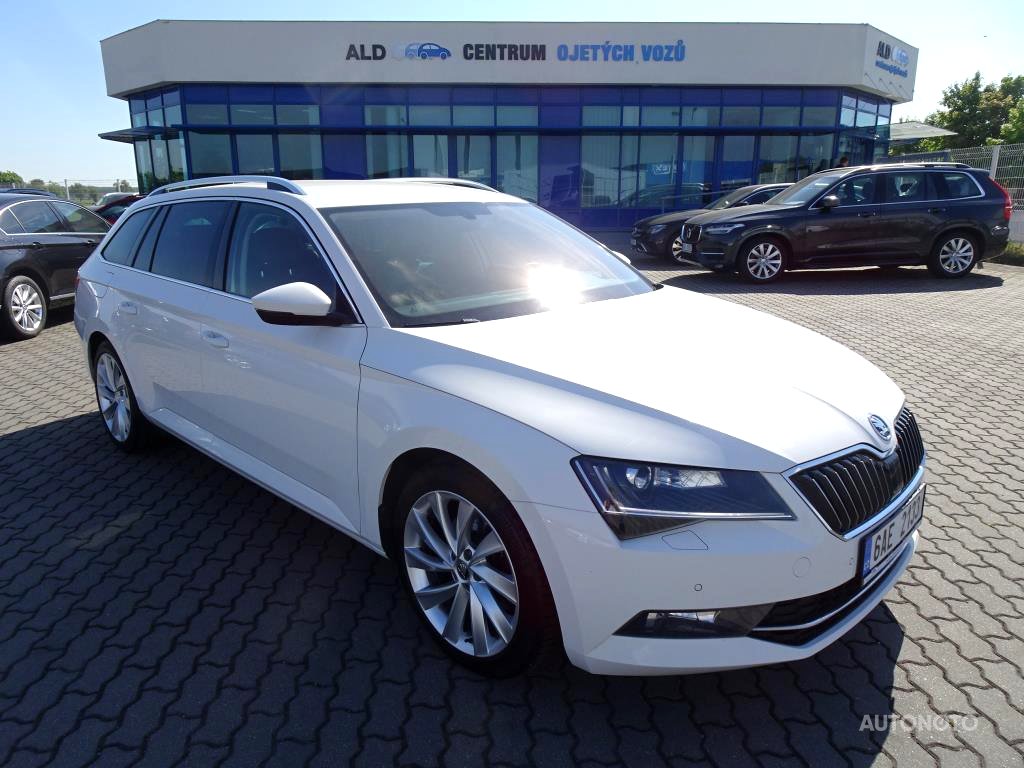 Ford Kuga, 2021 - celkový pohled