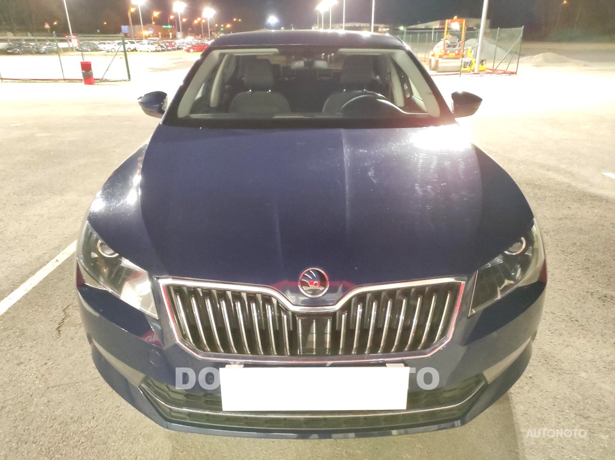 Škoda Superb III, 2016 - pohled č. 2