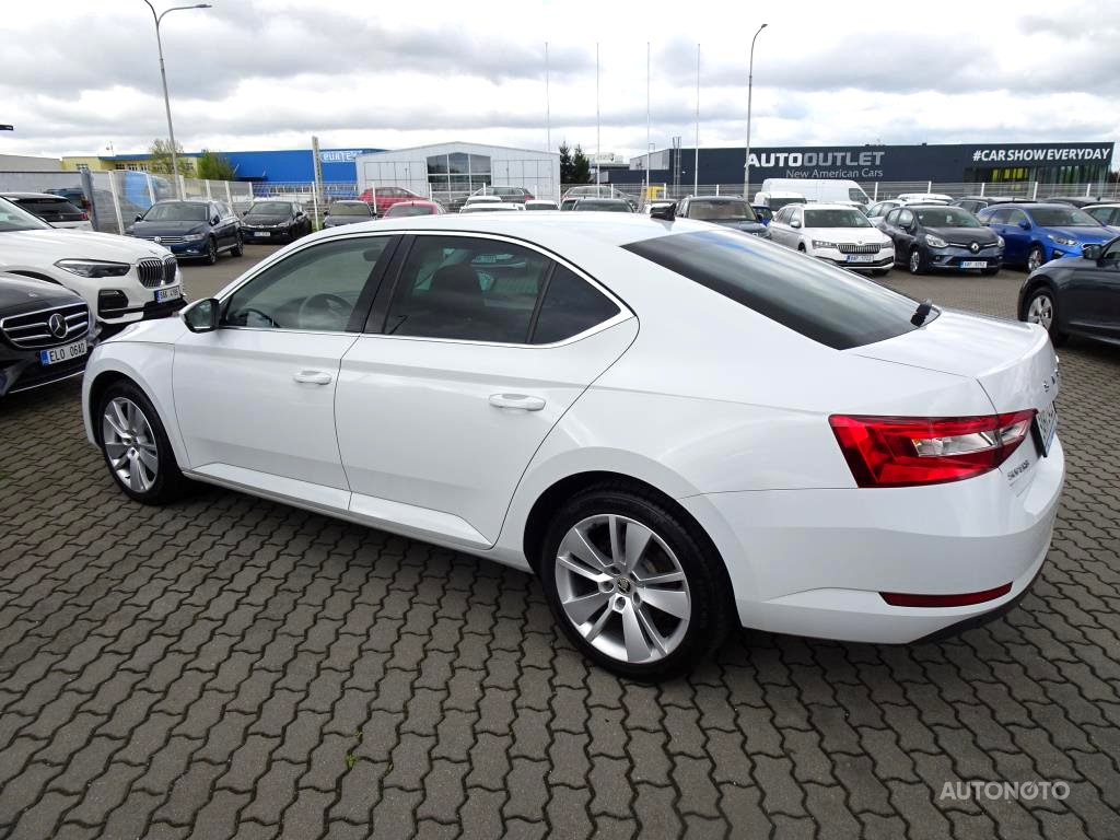 Škoda Superb III, 2020 - pohled č. 3