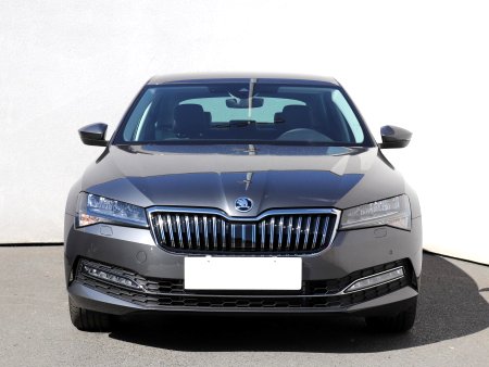 Škoda Superb III, 2020 - pohled č. 2