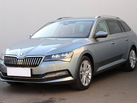 Škoda Superb III, 2020 - pohled č. 3