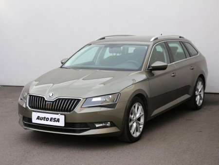 Škoda Superb III, 2019 - pohled č. 3