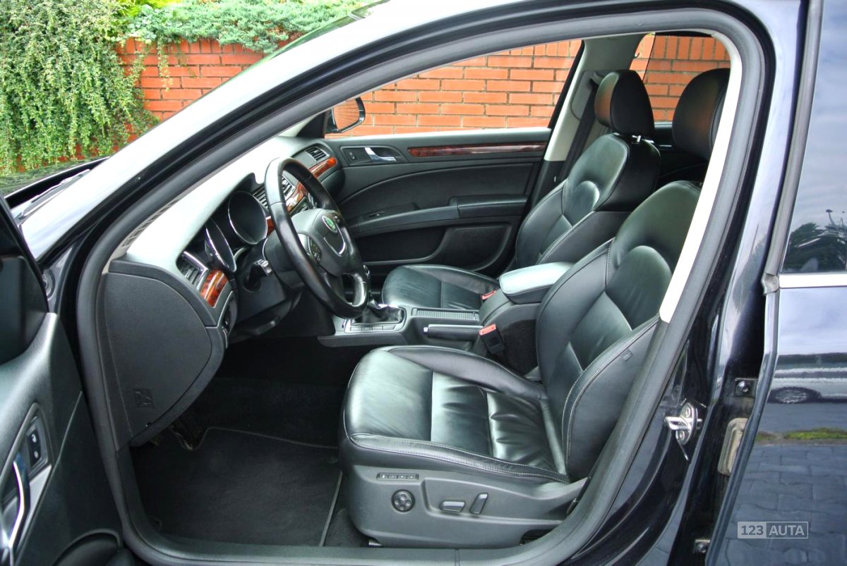 Škoda Superb, 2011 - pohled č. 11