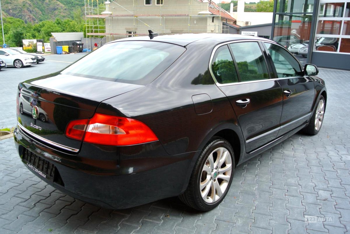 Škoda Superb, 2011 - pohled č. 7