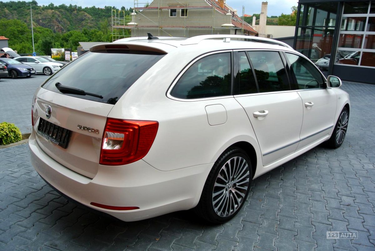 Škoda Superb, 2014 - pohled č. 7