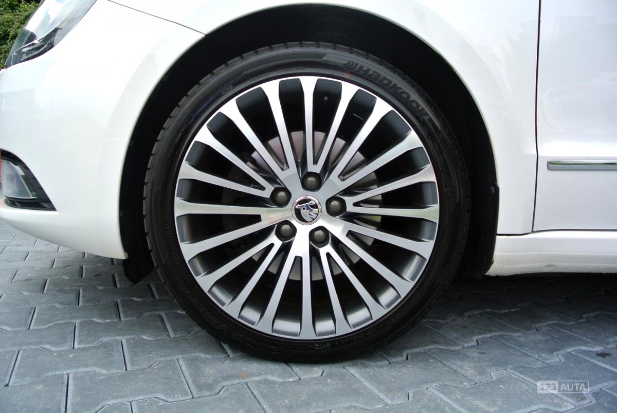 Škoda Superb, 2014 - pohled č. 9