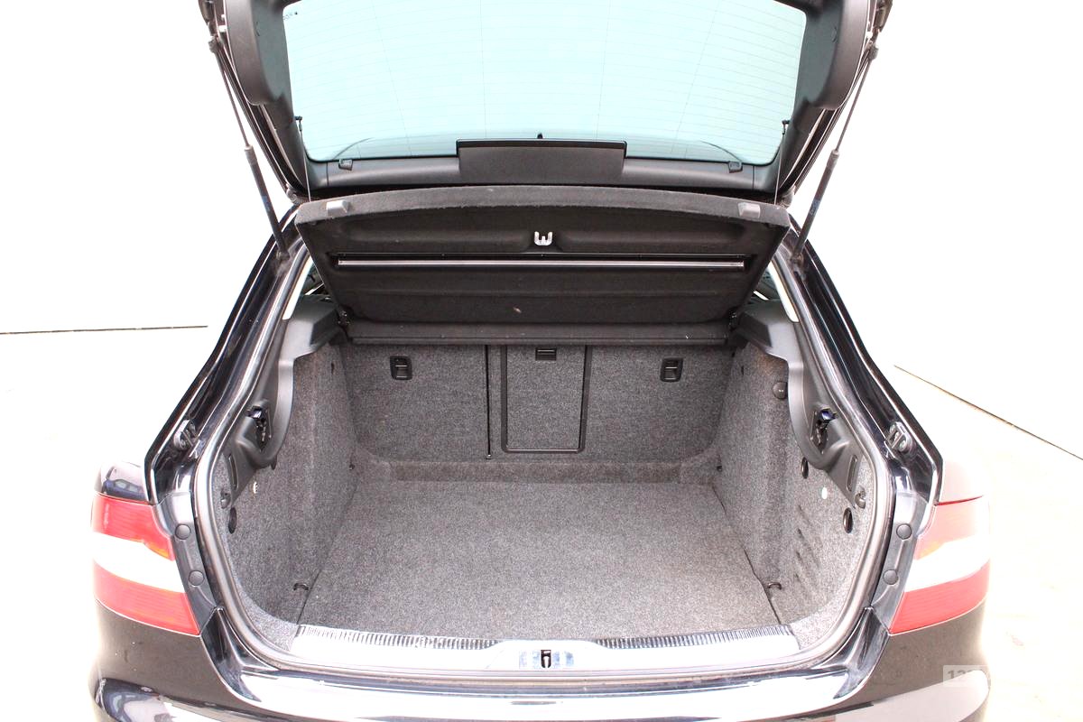 Škoda Superb, 2011 - pohled č. 10