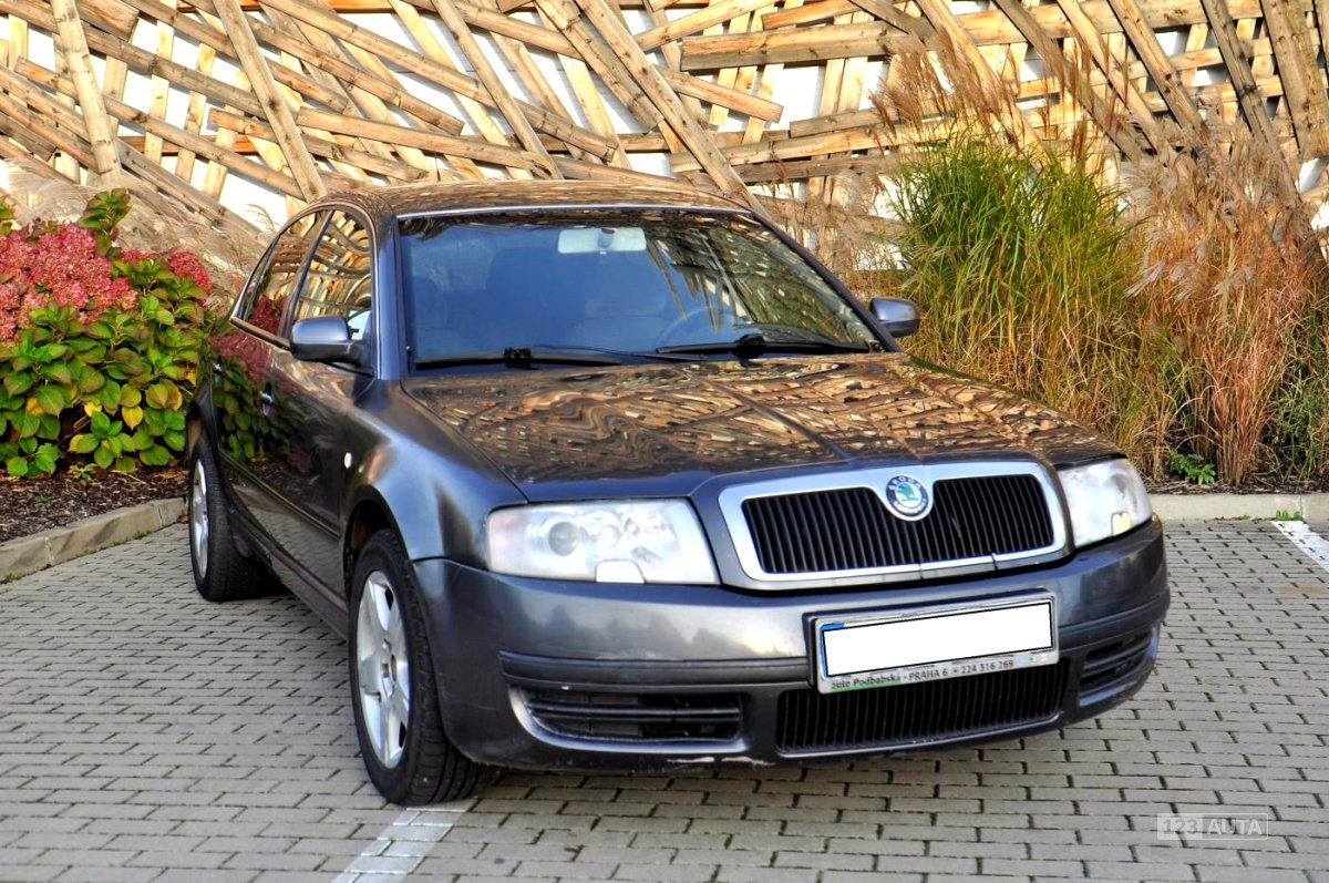 Škoda Superb, 2003 - celkový pohled