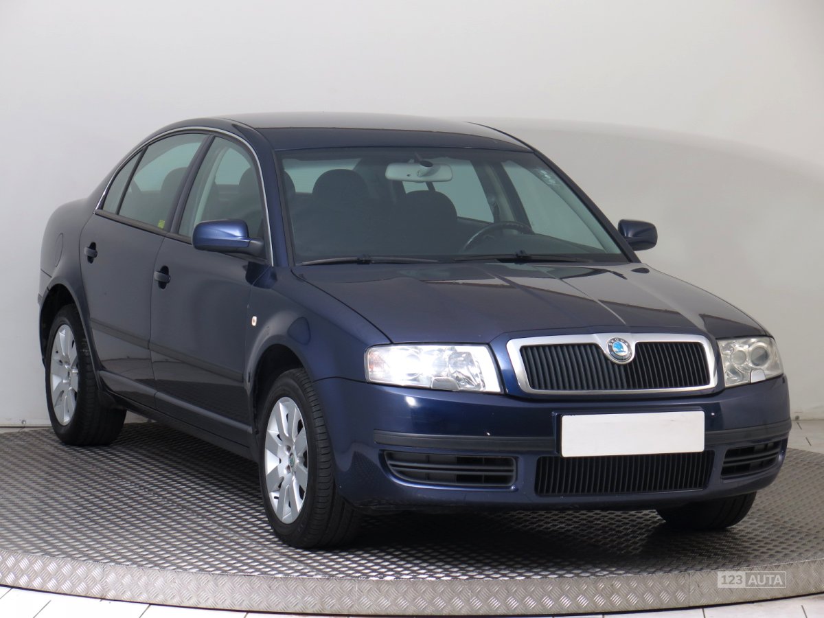 Škoda Superb, 2003 - celkový pohled