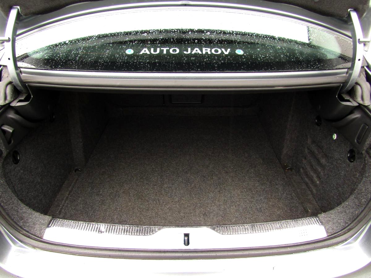 Škoda Superb, 2011 - pohled č. 10
