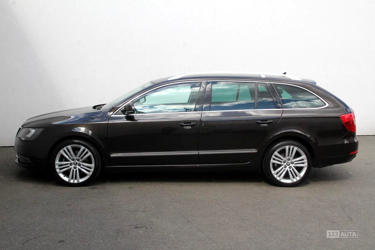 Škoda Superb II, 2014 - pohled č. 8