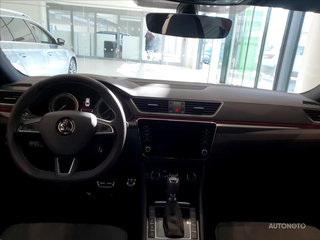 Škoda Superb, 2018 - pohled č. 11