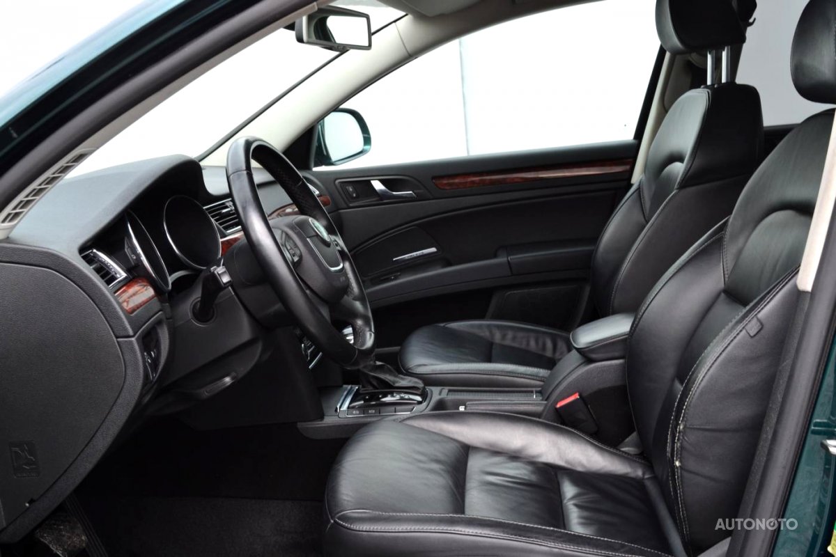 Škoda Superb, 2011 - pohled č. 10