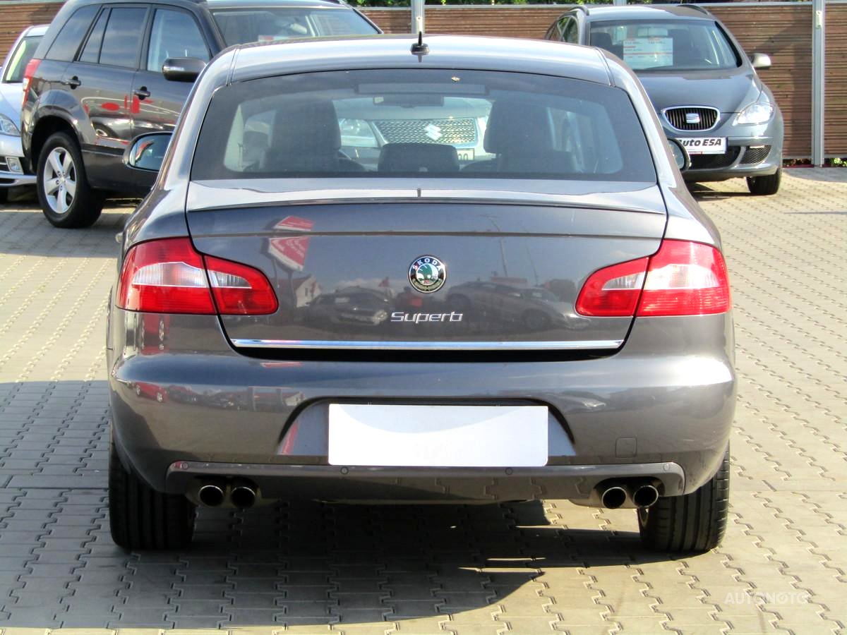 Škoda Superb, 2010 - pohled č. 6