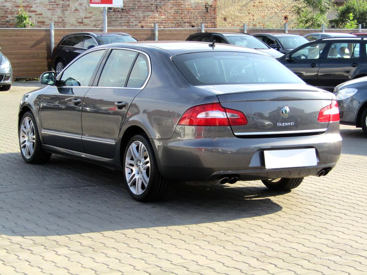 Škoda Superb, 2010 - pohled č. 7