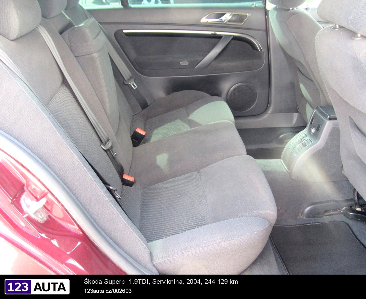 Škoda Superb, 2005 - pohled č. 17