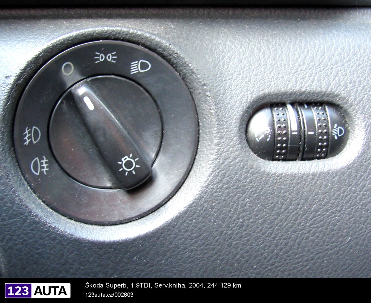 Škoda Superb, 2005 - pohled č. 21