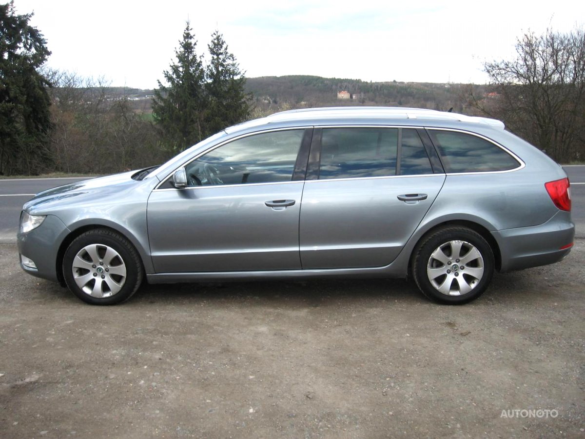 Škoda Superb, 2010 - pohled č. 3