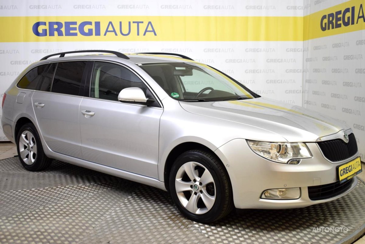 Škoda Superb, 2011 - pohled č. 2