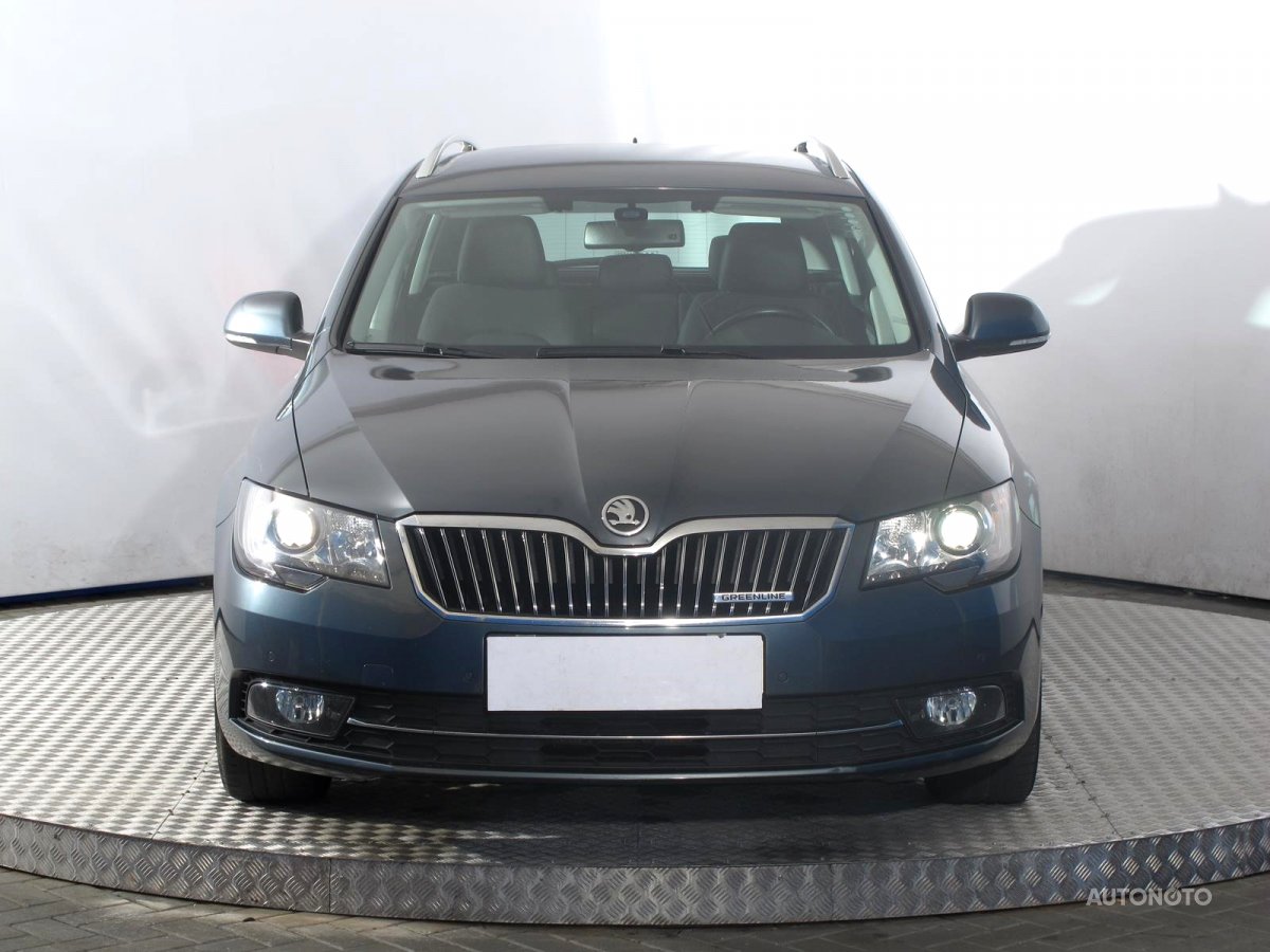 Škoda Superb, 2014 - pohled č. 2