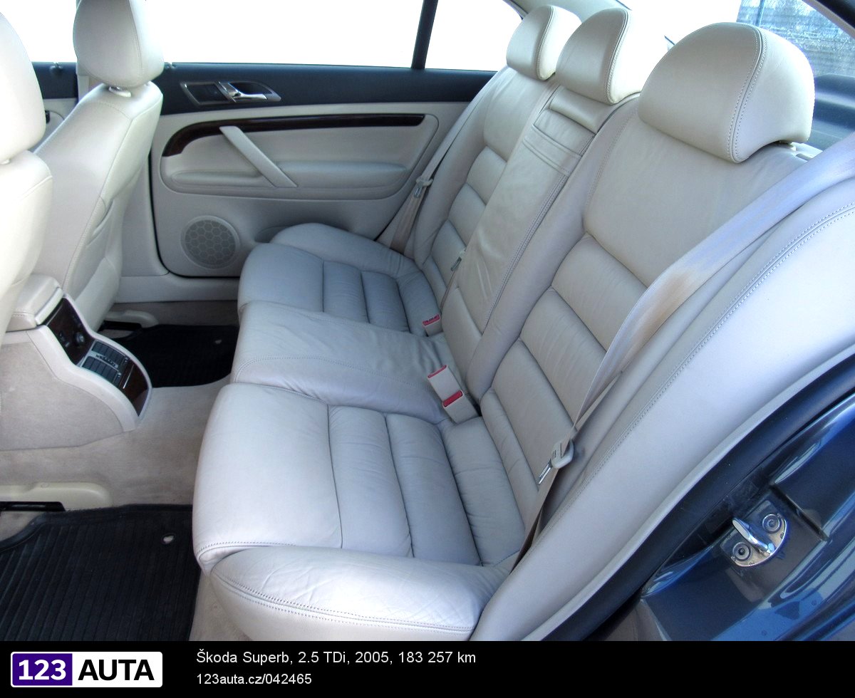 Škoda Superb, 2005 - pohled č. 15