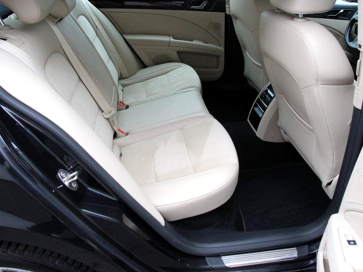 Škoda Superb, 2012 - pohled č. 19