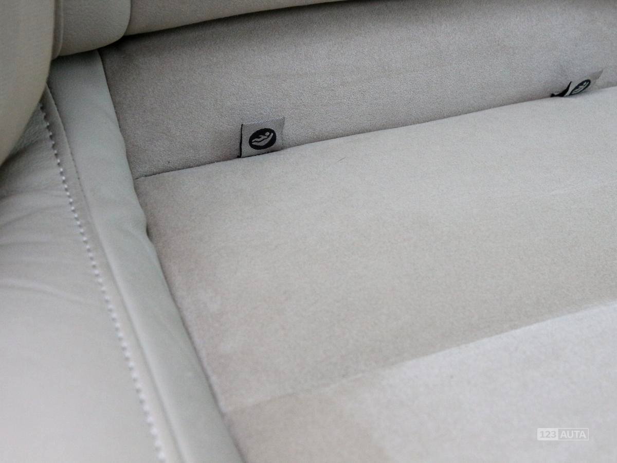 Škoda Superb, 2012 - pohled č. 20