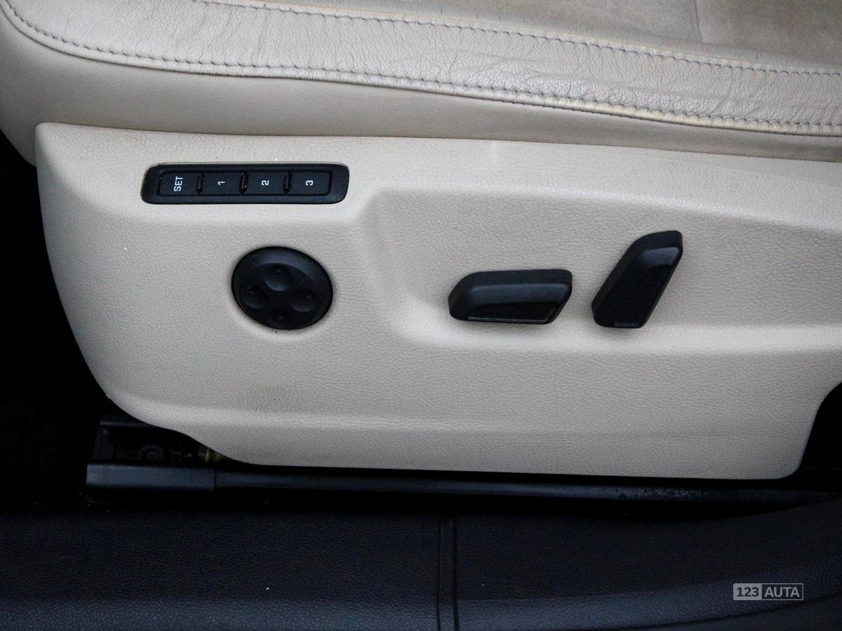 Škoda Superb, 2012 - pohled č. 22