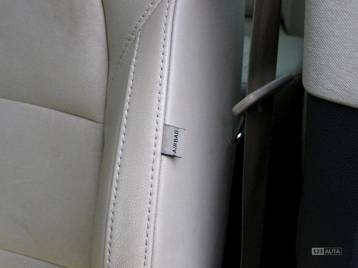 Škoda Superb, 2012 - pohled č. 30