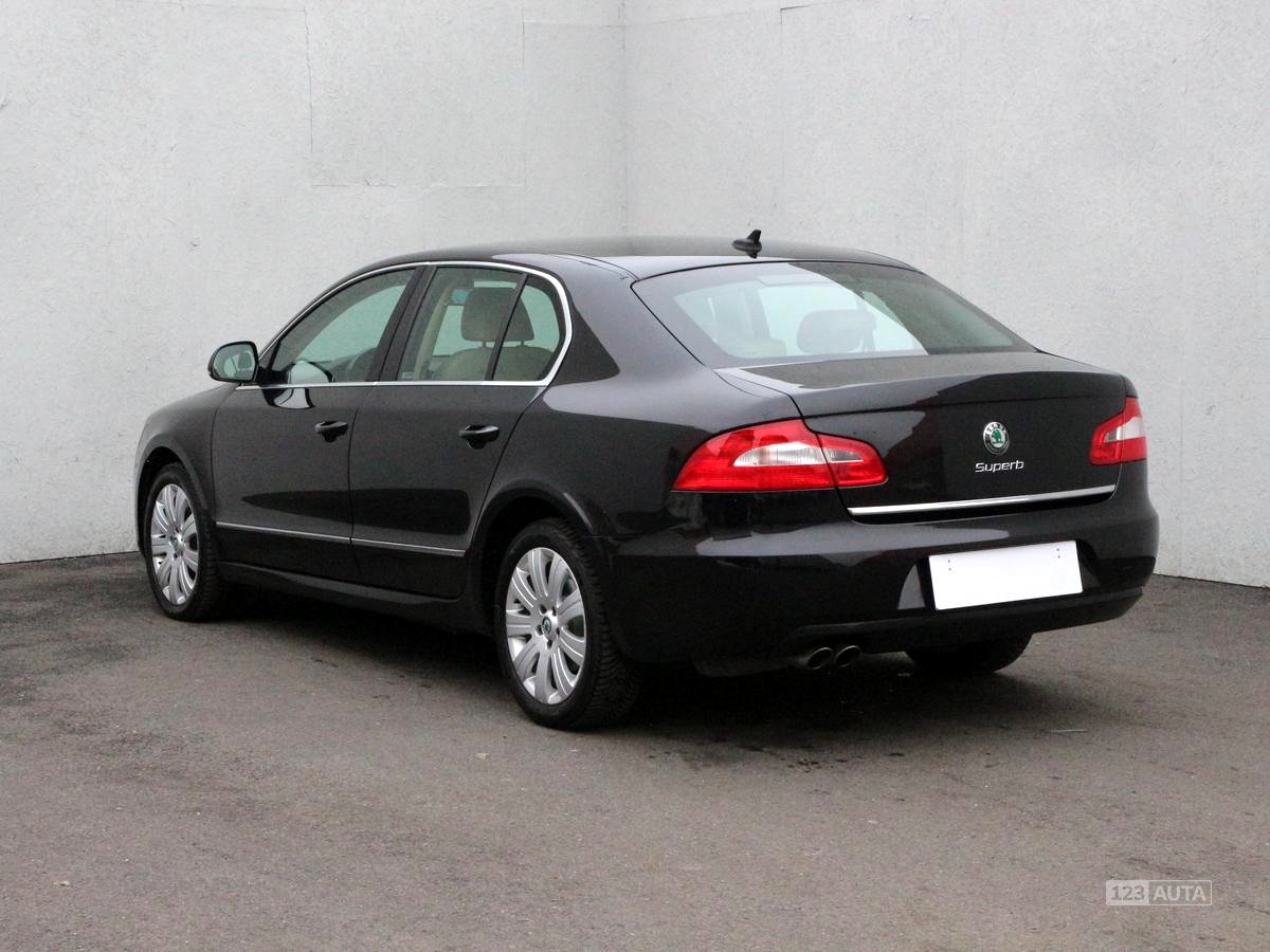Škoda Superb, 2012 - pohled č. 7