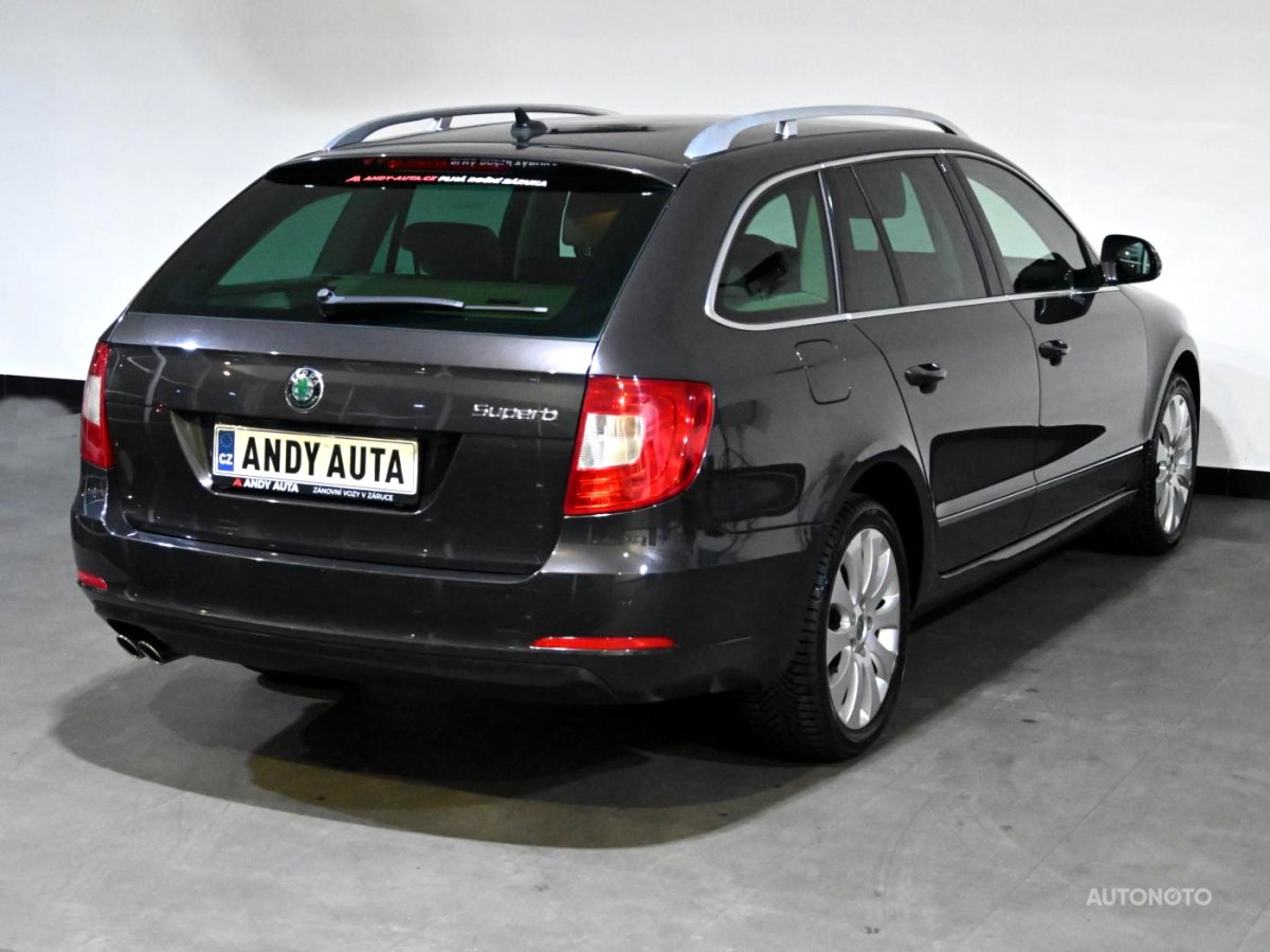 Škoda Superb, 2010 - pohled č. 3