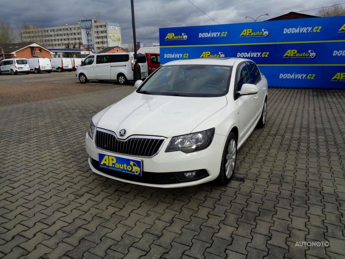 Škoda Superb, 2013 - celkový pohled