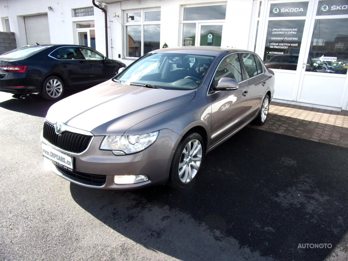 Škoda Superb, 2012 - pohled č. 2