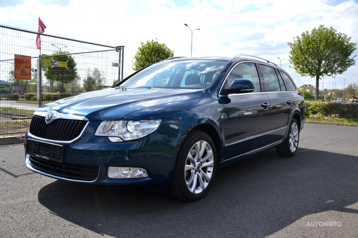 Škoda Superb, 2012 - celkový pohled