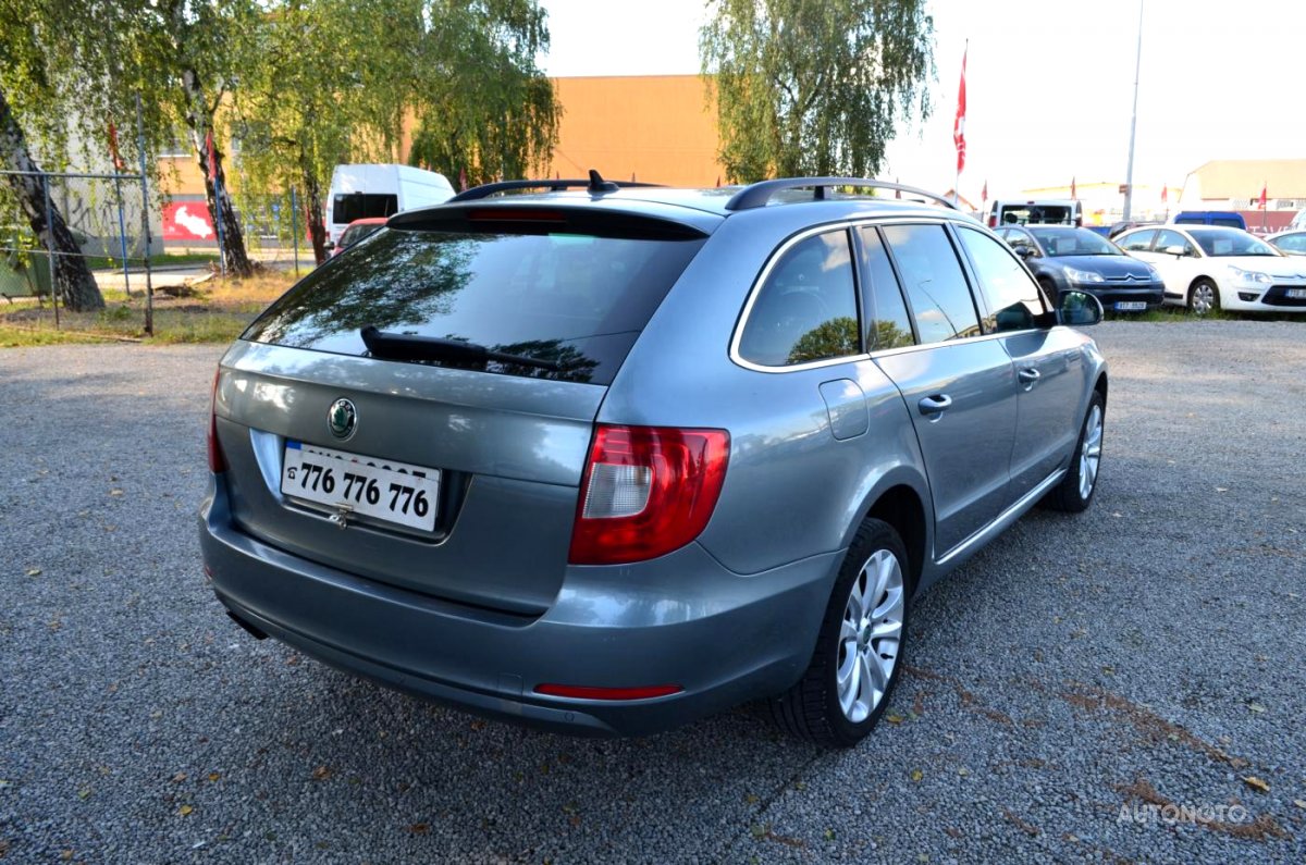 Škoda Superb, 2012 - pohled č. 3