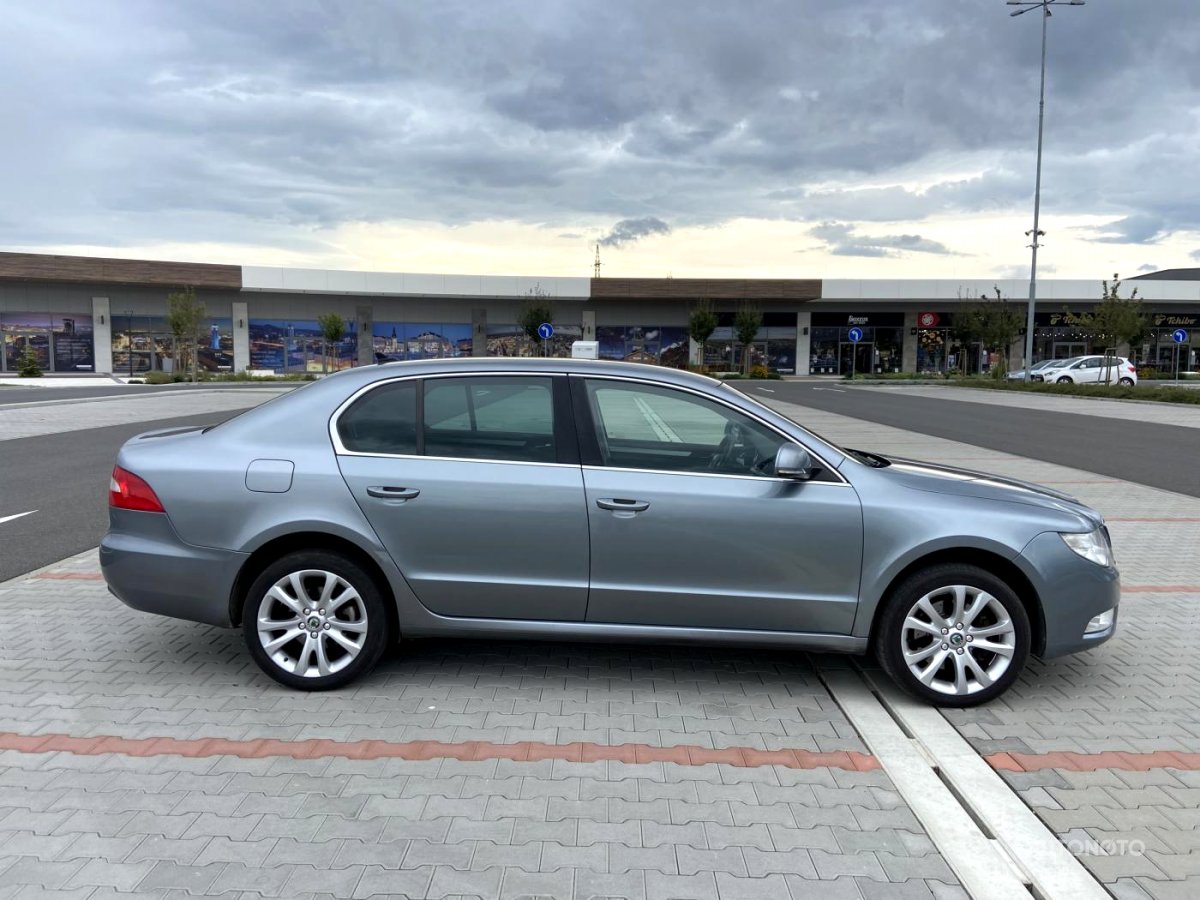 Škoda Superb, 2011 - pohled č. 2