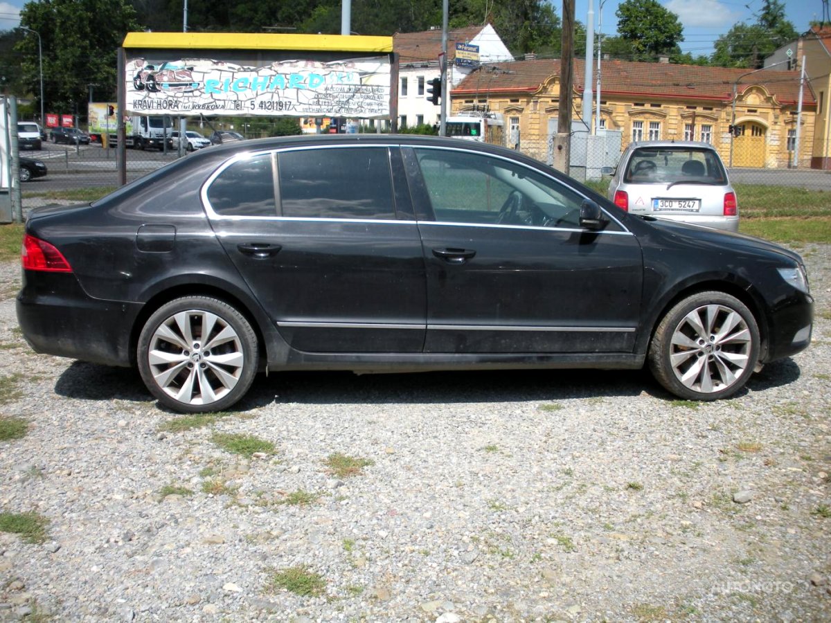Škoda Superb, 2008 - pohled č. 3
