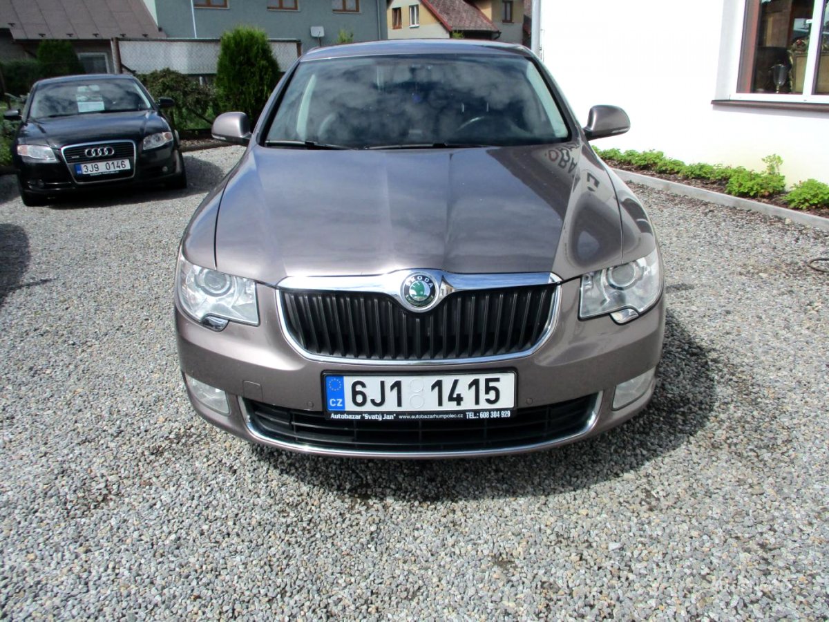 Škoda Superb, 2011 - pohled č. 2