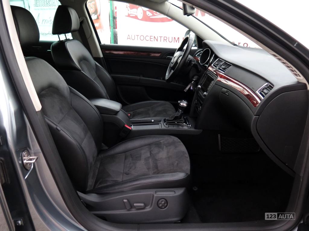 Škoda Superb, 2010 - pohled č. 16